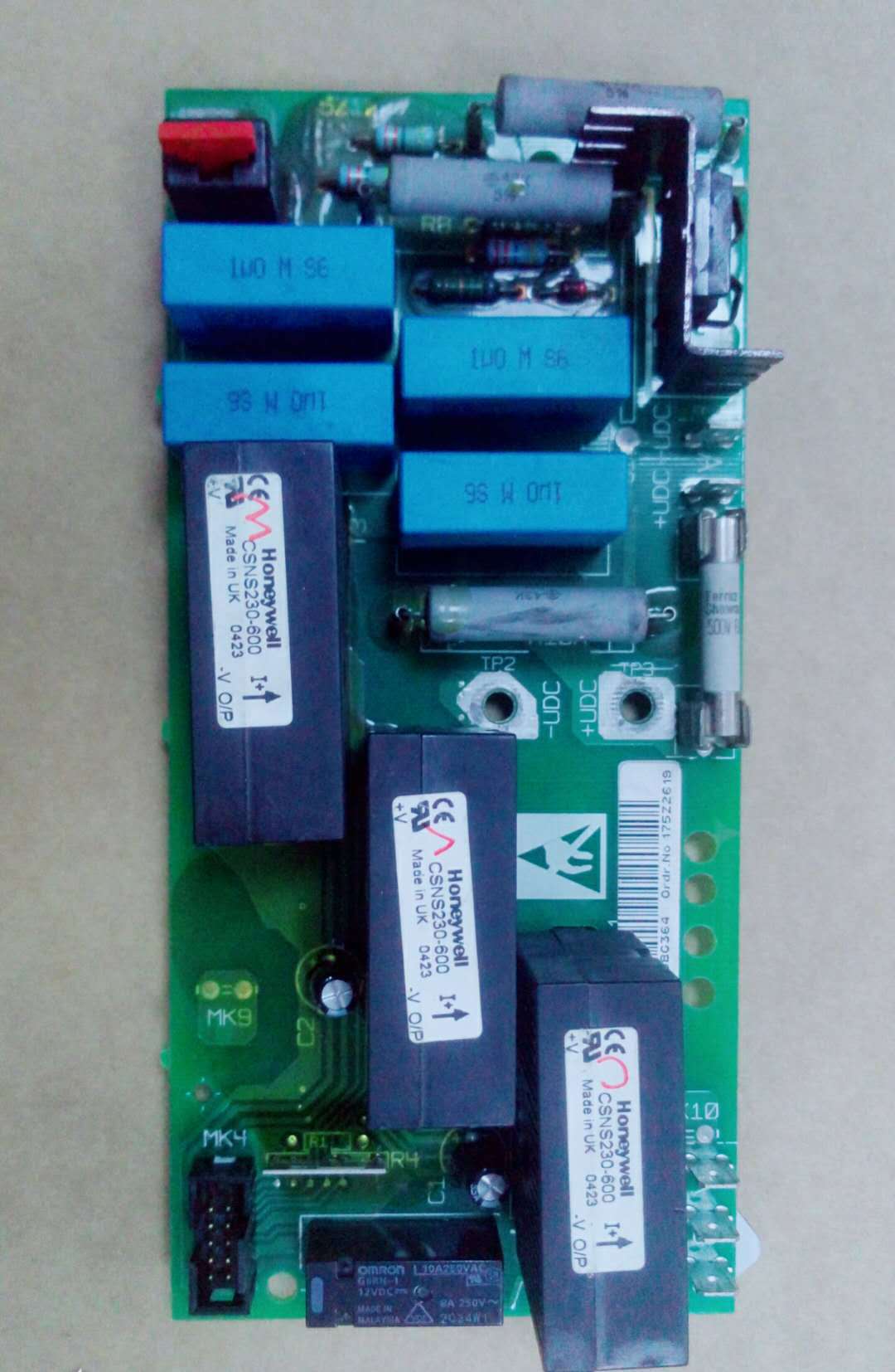 丹佛斯變頻器配件，價(jià)格特惠，檢測(cè)卡現(xiàn)貨